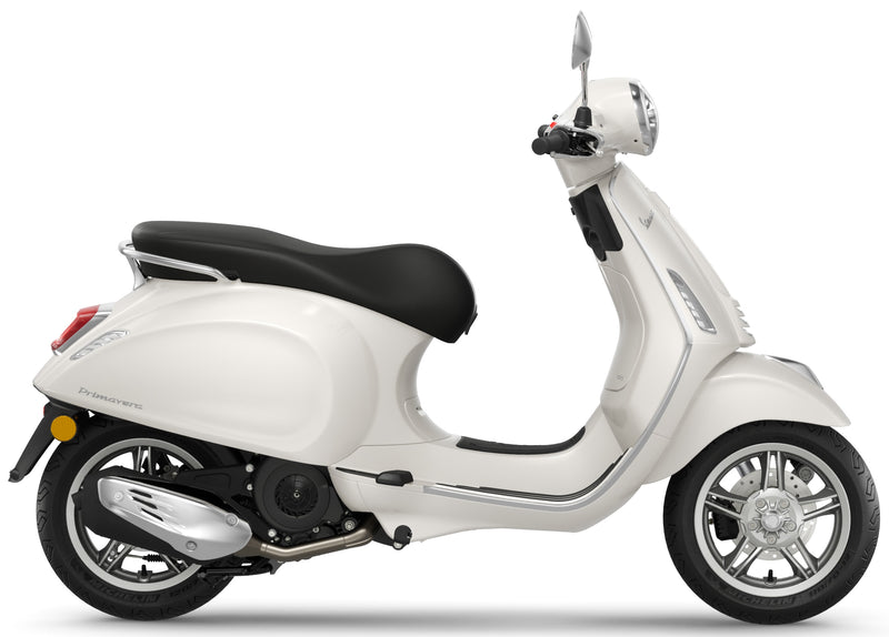 Vespa Primavera 125 E5+ Bianco Innocente Save £500 Upon Registration